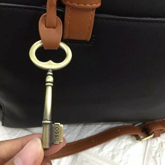 Tas Wanita Model Hangbag Asli Fossil Import