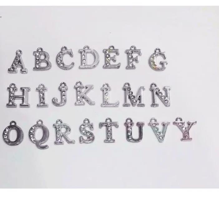 Special sale Liontin huruf liontin alphabet isi 12 pcs