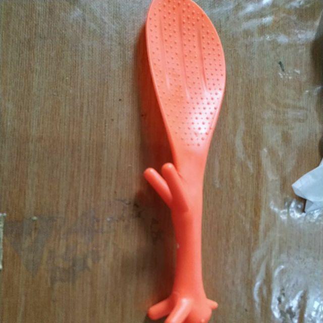 Centong Nasi Plastik F50