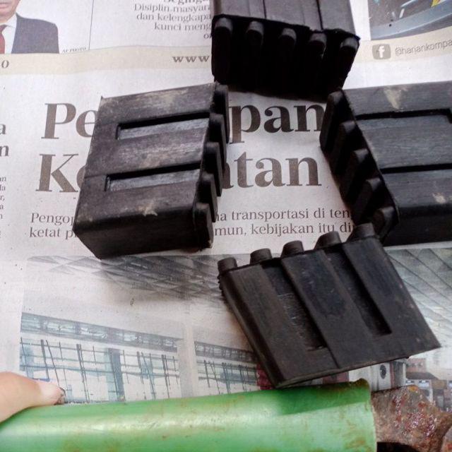  Alas  Karet Kaki Tangga  Lipat Aluminium Murah Bagus 