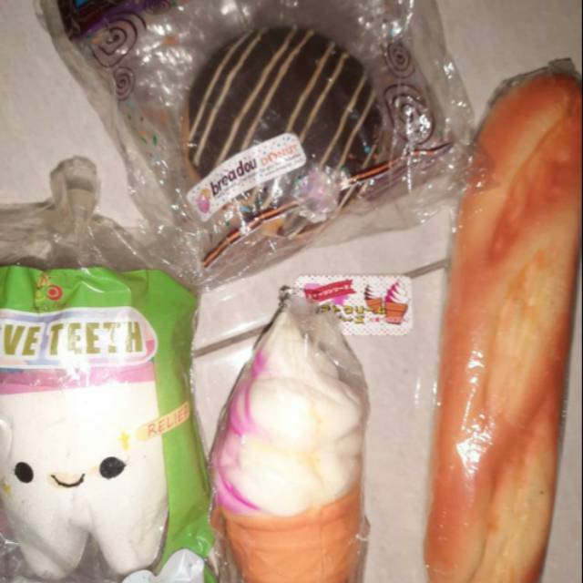 SQUISHY MURAH BUNDLE  (DAPET 4)