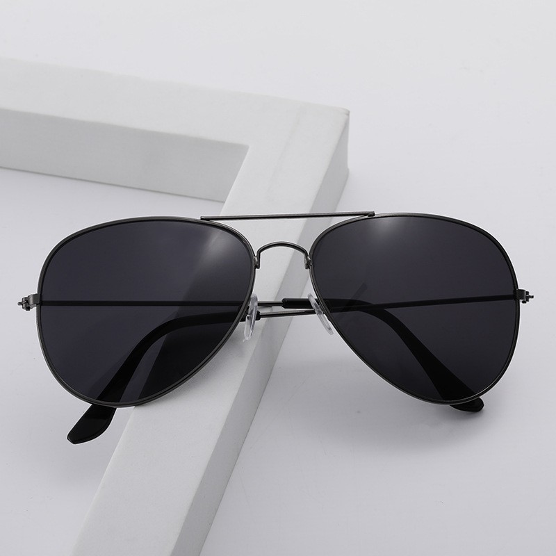 KACAMATA HITAM Kacamata Retro Trendy Korea Pria Wanita Sunglasses Anti Sinar Ultraviolet