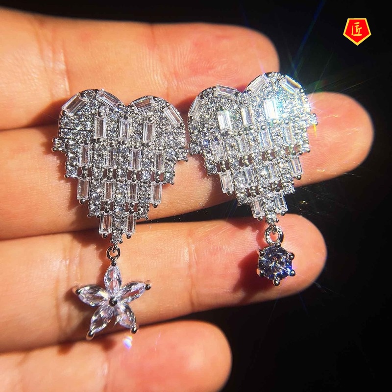 [Ready Stock]Luxury Fashion and Fully-Jewelled Heart-Shaped Stud Earrings