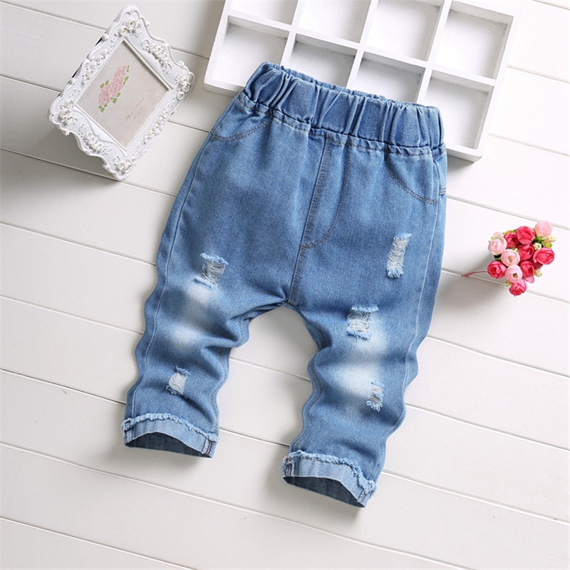 Celana jeans pendek import motif line