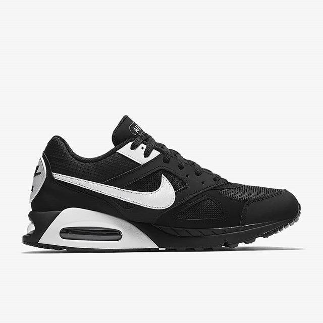 Sepatu Nike Air Max ivo black white 