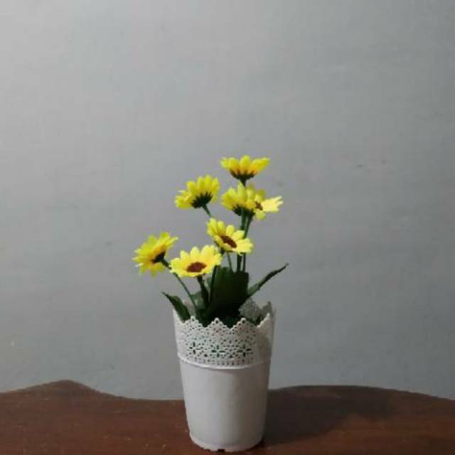 

Bunga kuning
