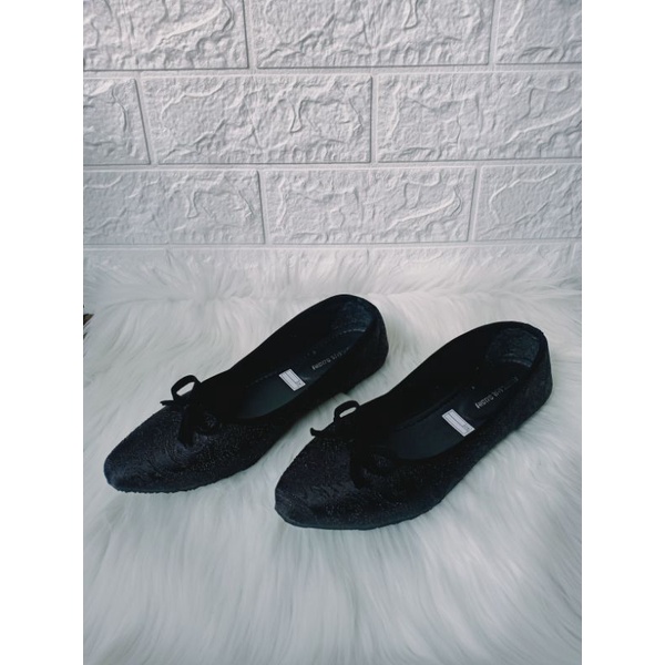 SEPATU WANITA HITAM BRUKAT FLAT SHOES BRUKAT TERBARU SEPATU SIMPLE MURAH SEPATU KASUAL FLASH SALE