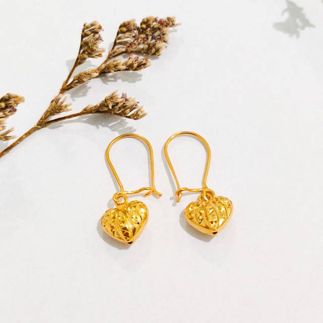 anting emas asli kadar 700 model hati susun