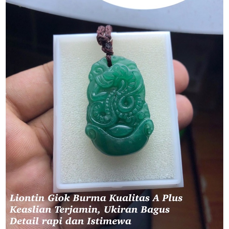 Liontin Batu Giok Burma Grade A Ukir Snake