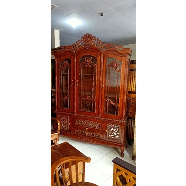 bufet mainan burung. lemari hiasan model burung  jati