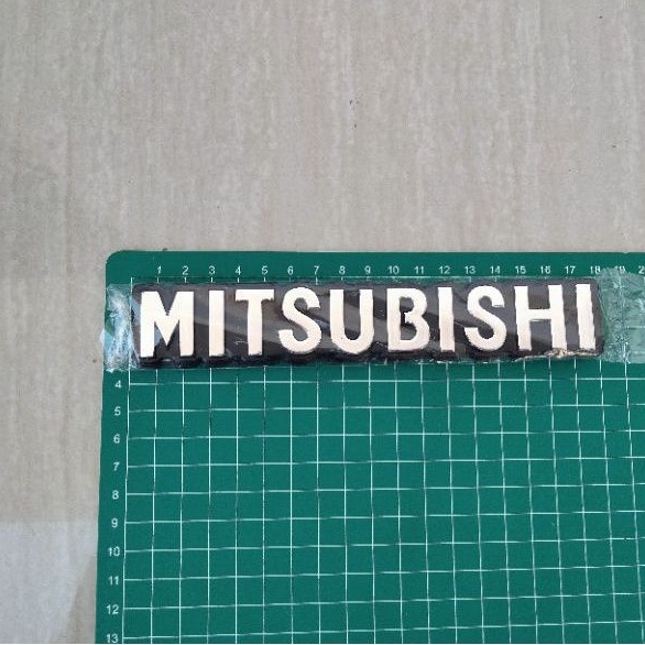 Emblem MITSUBISHI colt T120ss T 120ss