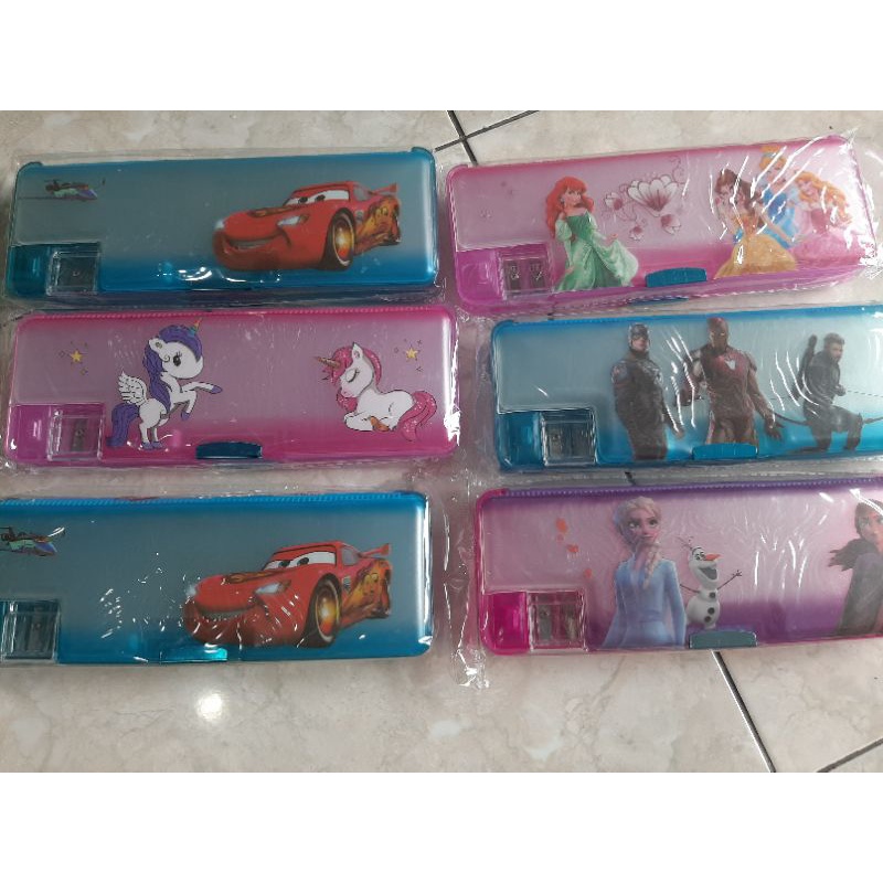 

Tempat pensil magnet 2022