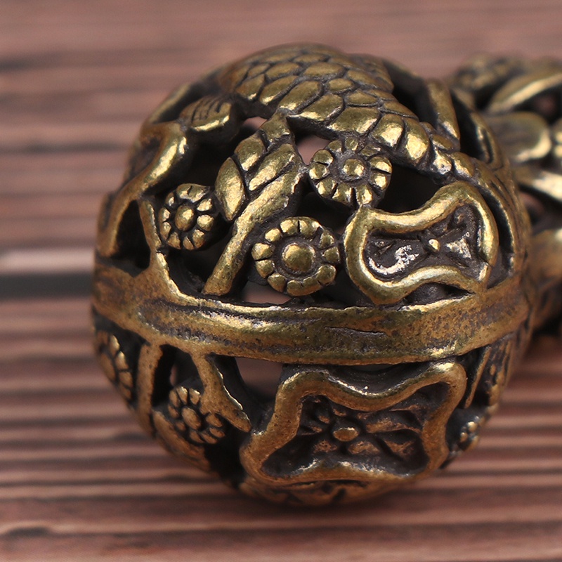 Gantungan Kunci Bentuk Labu Hollow Tradisional Cina Retro Bahan Kuningan