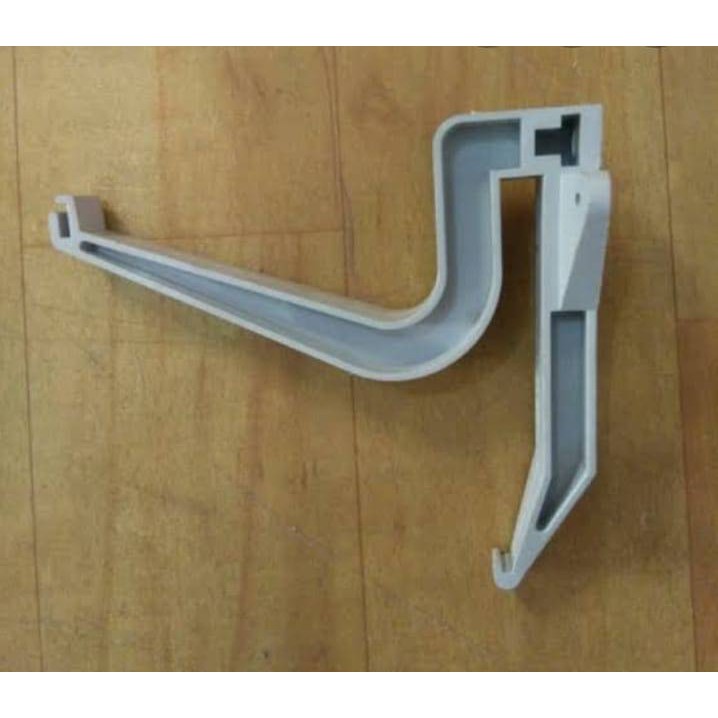 Gantungan talang kotak PVC