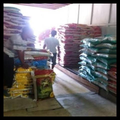 

TERBARUU!! Terigu Cakra Kembar 25kg COD