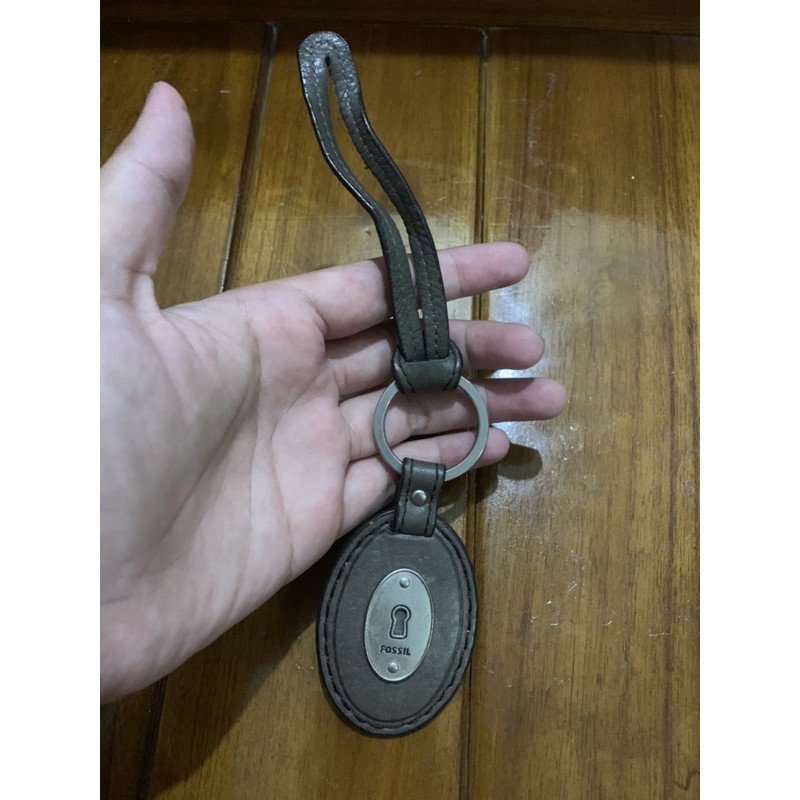 (SOLD) Bagcharm Keyfob Fossil Coklat keabuabuan