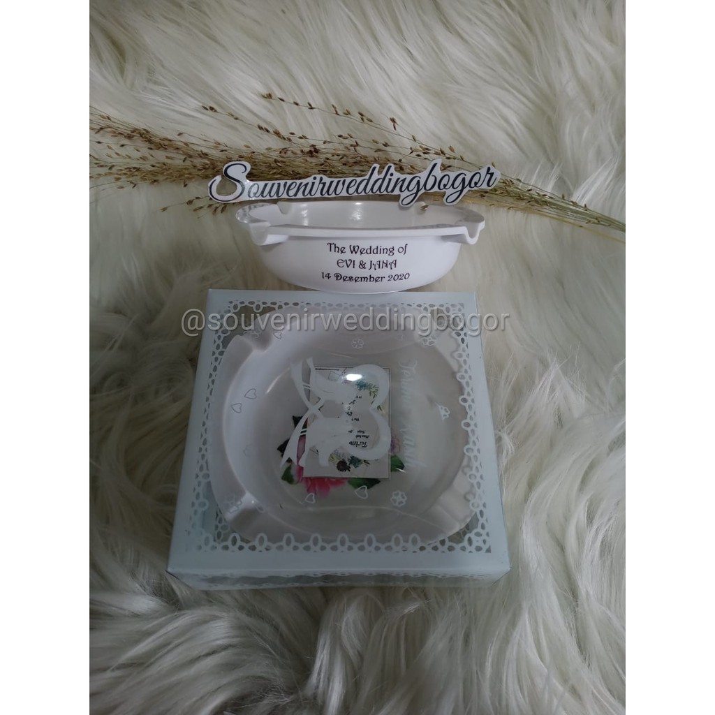 100 Pcs Souvenir pernikahan asbak melamin