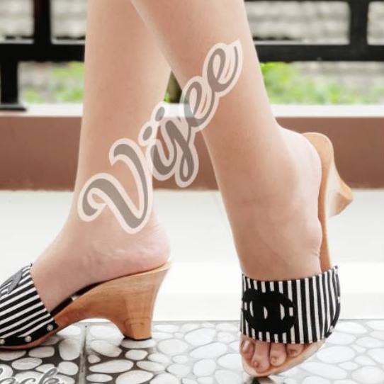 ♜ WEDGES CHANEL SALUR/WEDGES CANTIK/WEDGESPESTA/SENDAL KAYU/KELOM ☻
