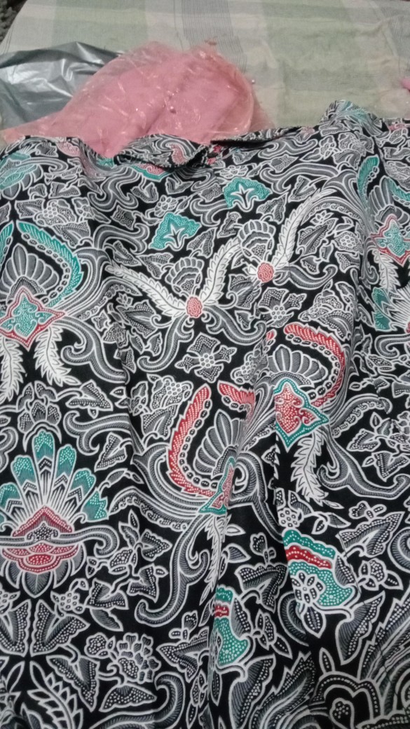 Batik Sarimbit Jasmin Batik Couple Brokat Tille Kebaya Couple Tunangan Best Seller Batik Pekalongan