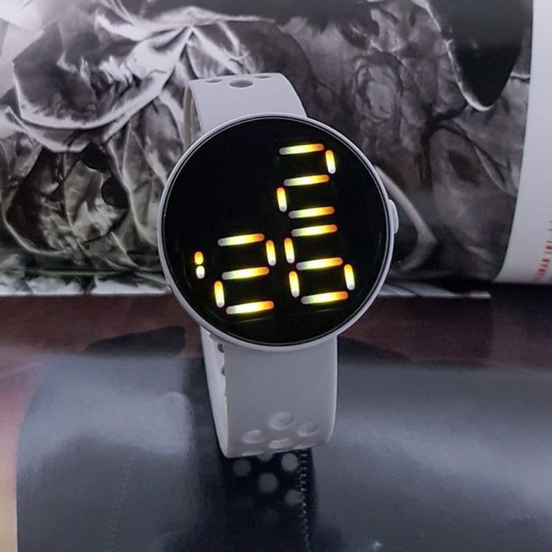 JAM TANGAN LED TERBARU UNISEX DIGITAL JAM TANGAN WATER RESISITANT  BAYAR DI TEMPAT FREW BATRAI CADANGAN