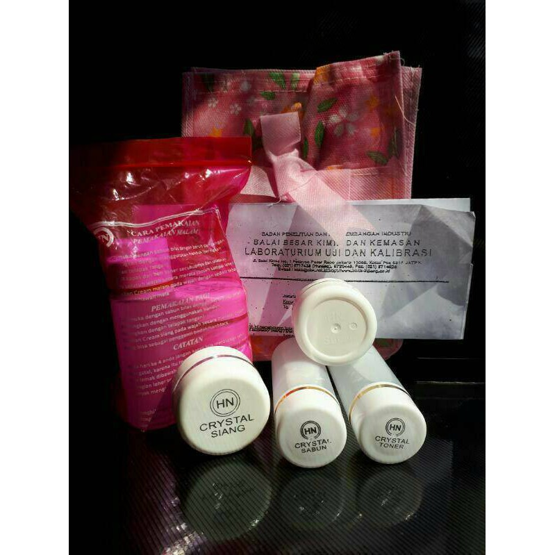 CREAM HN CRYSTAL 15GR POT EMBOS / CREAM HN KRISTAL KECIL GROSIR