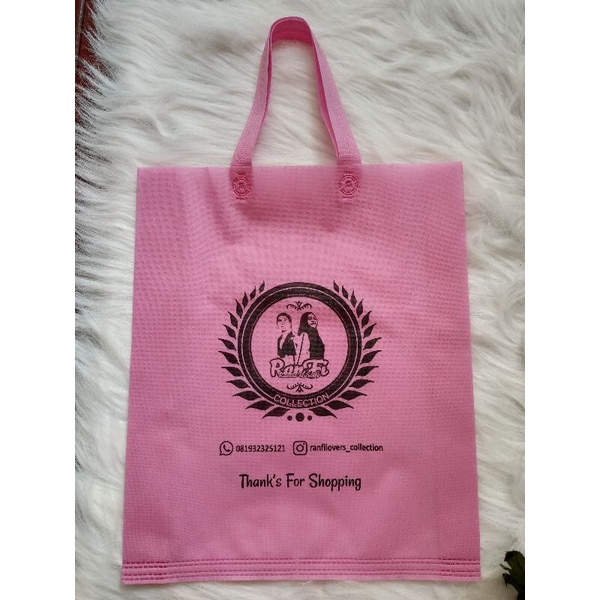 

Goodie bag sponbund 38x45 sablon 1 warna 1 sisi