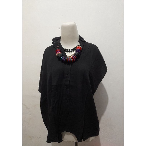 PRELOVED Kemeja Hitam Wanita RSCH