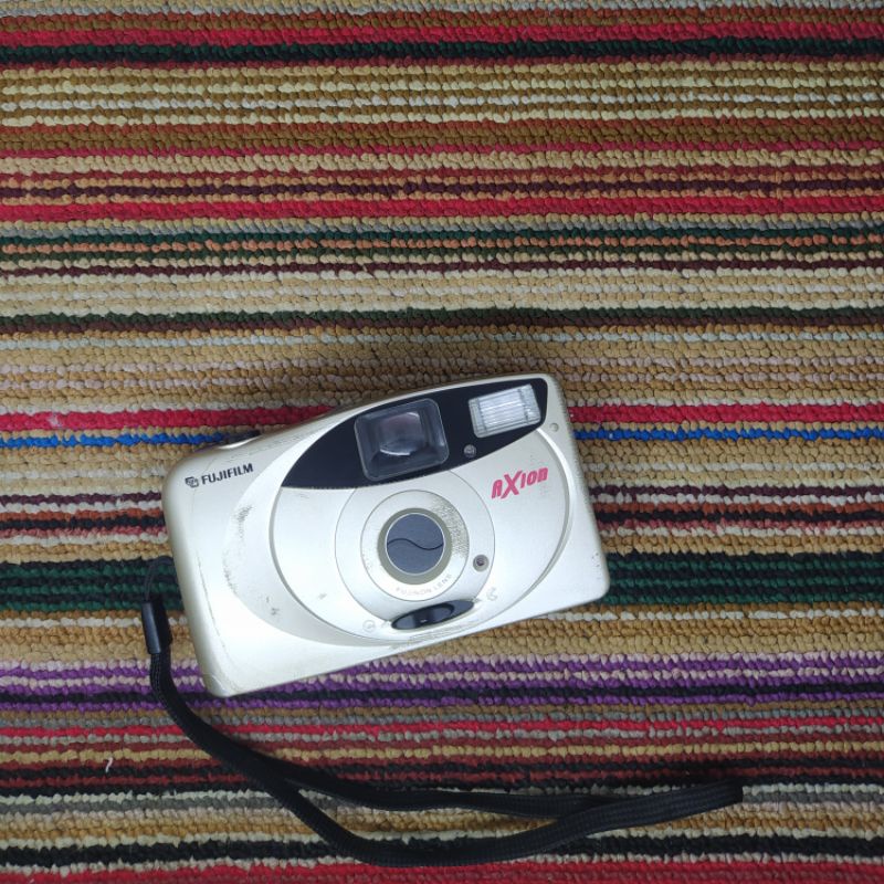 Kamera Analog Fujifilm Axion