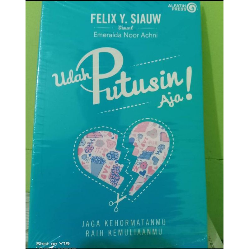 Buku Udah Putusin Aja