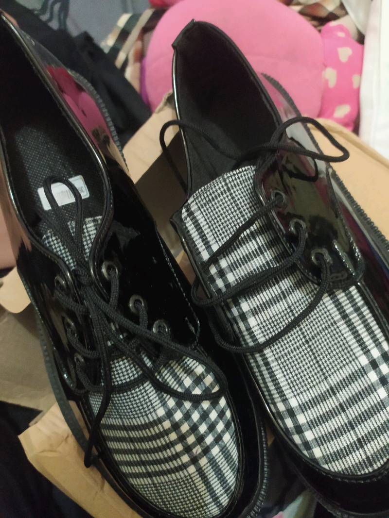 Sepatu Wanita Premium Tali Kasual Style Korea / Sepatu Black Glosy Variasi Kotak 099