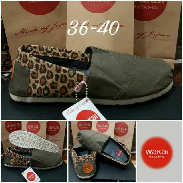 Wakai slip on grade original