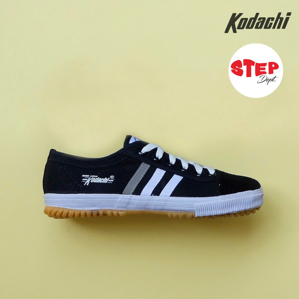 Sepatu Kodachi 8111 Black White/ Hitam Putih (HP)