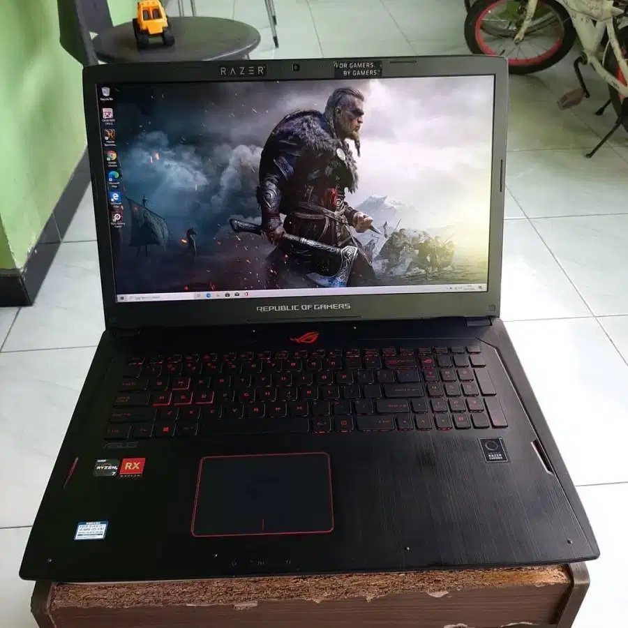 Laptop ASUS ROG Ryzen 7 RAM 16GB HDD 1TB bekas second