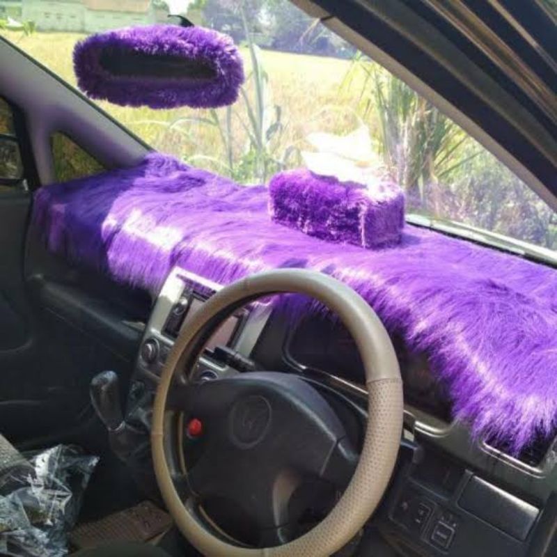Taplak Alas Dashboard Bulu Mobil Warna Ungu Dengan Bahan Berkualitas