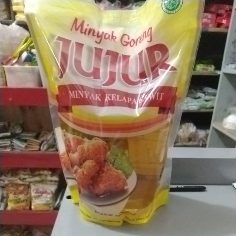 Minyak kemasan merk jujur 1800ml