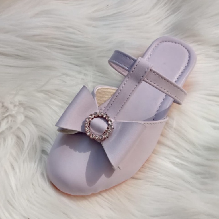 sandal pesta anak perempuan kekinian