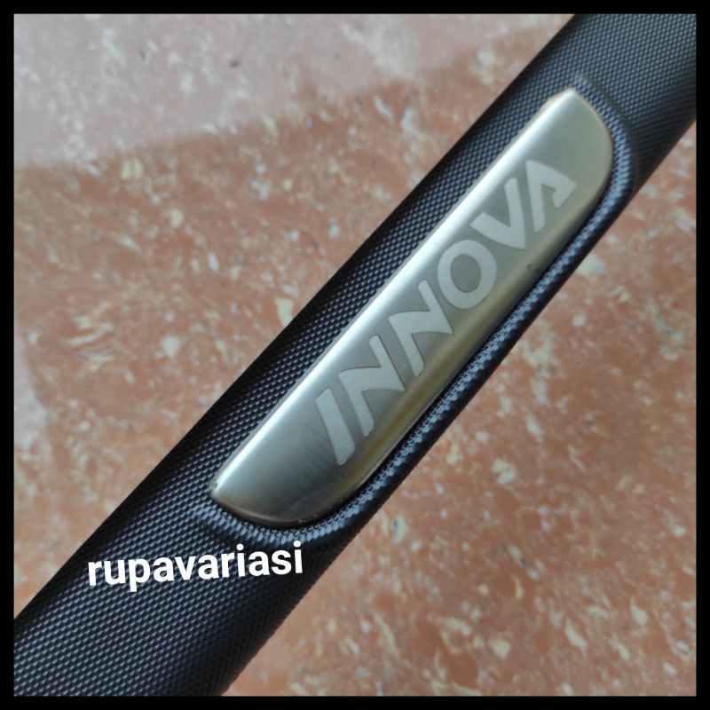 sill plate silplate pintu belakang BAGASI toyota inova innova lama 2004 sampai 2008 lengkung full 2005 2006 2007 hitam plastik tipe e g luxury diesel