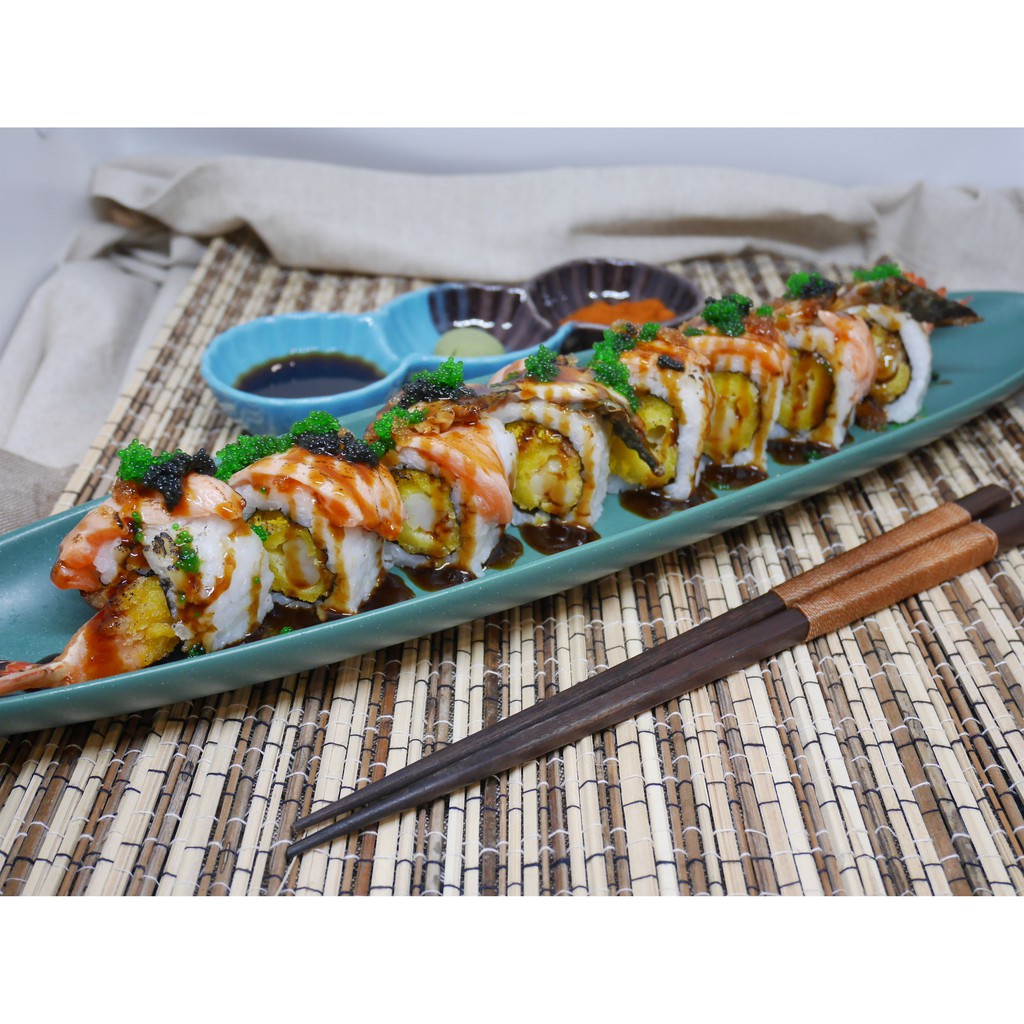 

Long Ebi Roll (8pcs)