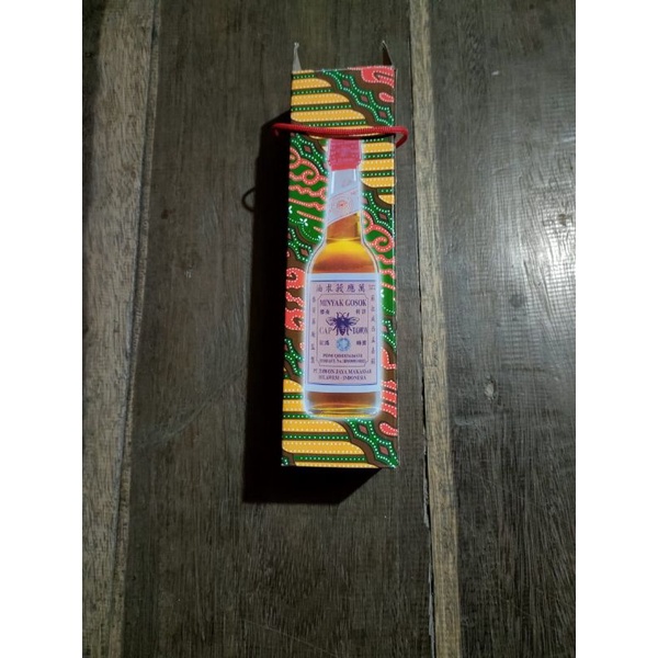 Minyak Gosok Cap Tawon Kode GG 330 ml