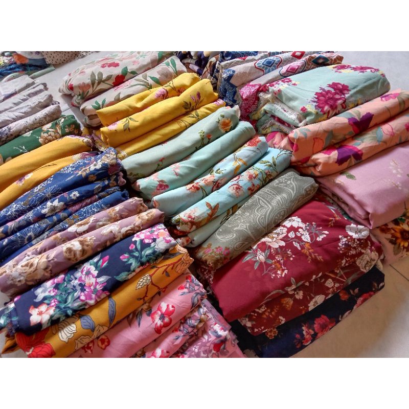 Kain Kiloan Murah / Kain Kiloan Wolfis Motif / Harga Per-Setengah Kilo (Isi ±2,5 Meter)