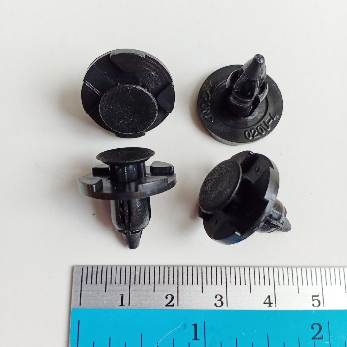 Klip bemper untuk mobil Avanza Veloz