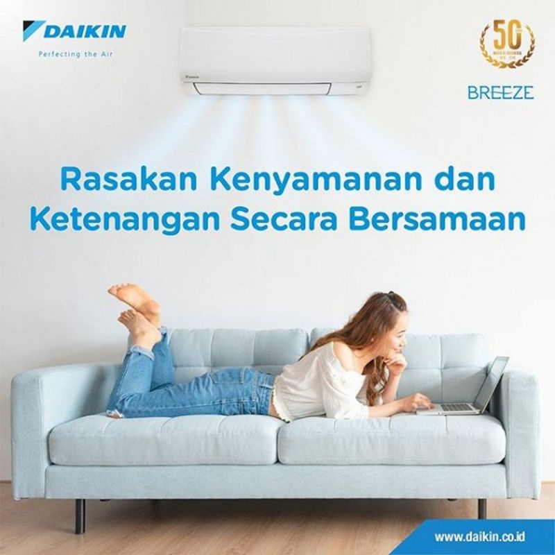 DAIKIN AC BREEZE FTP25 1PK 780 WATT JEMBER ONLY