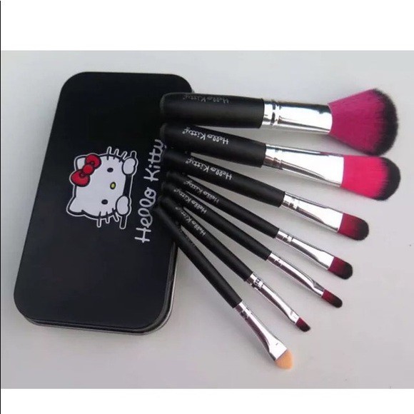 Hello Kitty Mini Brush Kit Make up Hello Kitty 7 Set