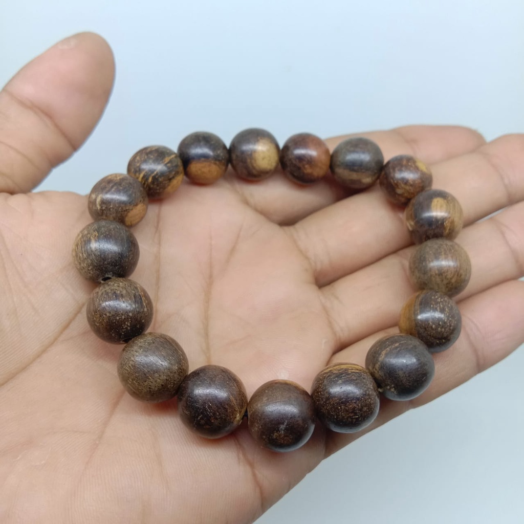 Gelang gaharu | gelang gaharu asli | gelang gaharu asli kalimantan | gelang kayu gaharu asli | gelan