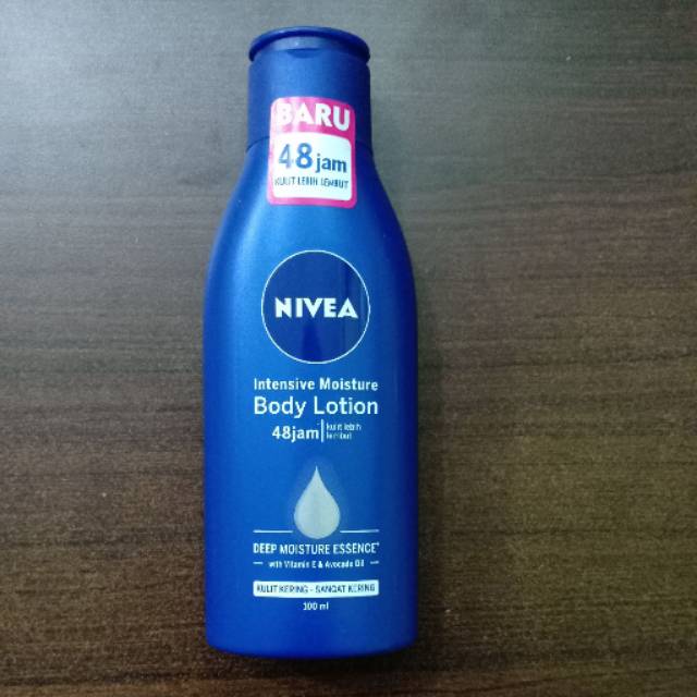 ☃️Cutezz_Ching1☃️Nivea Intensive Moisture Body Lotion 100ml