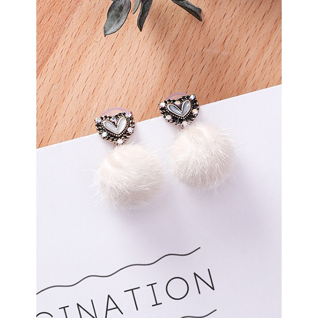 LRC Anting Tusuk Fashion Heart Shape Decorated F0697X