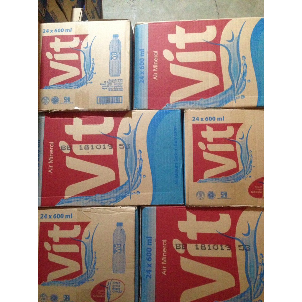 

VIT Botol 600ml Dus