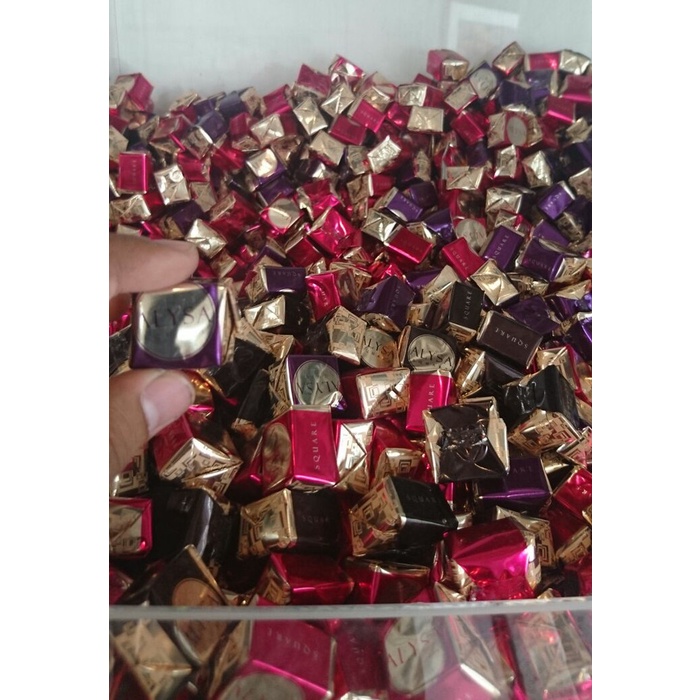 

Coklat Arab - Coklat Arab "Alysa" Oleh2 Haji Dan Umroh 1Kg