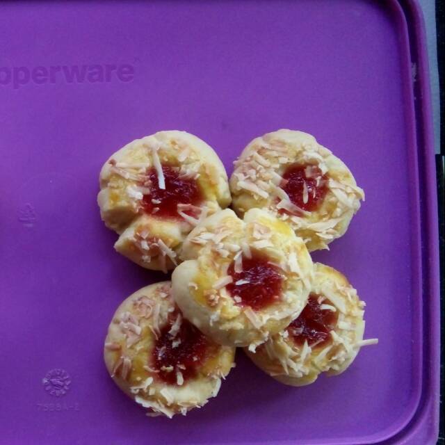 

Kue Starawberry mix keju