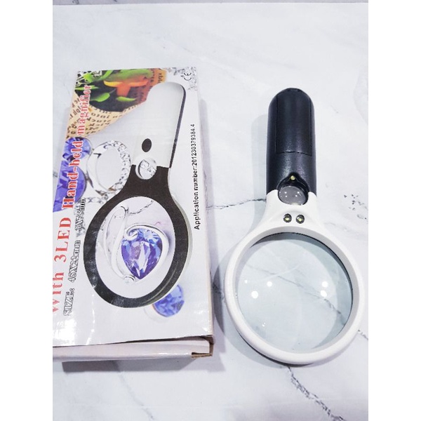 6902AB KACA PEMBESAR 3 LED LAMPU LENSA MAGNIFIER